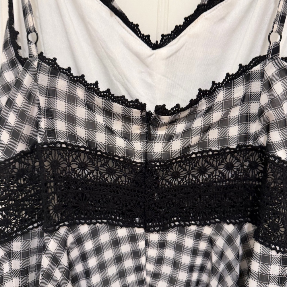 Nikibiki Black and White Lace Detail Dress M Y2K - Picture 7 of 8
